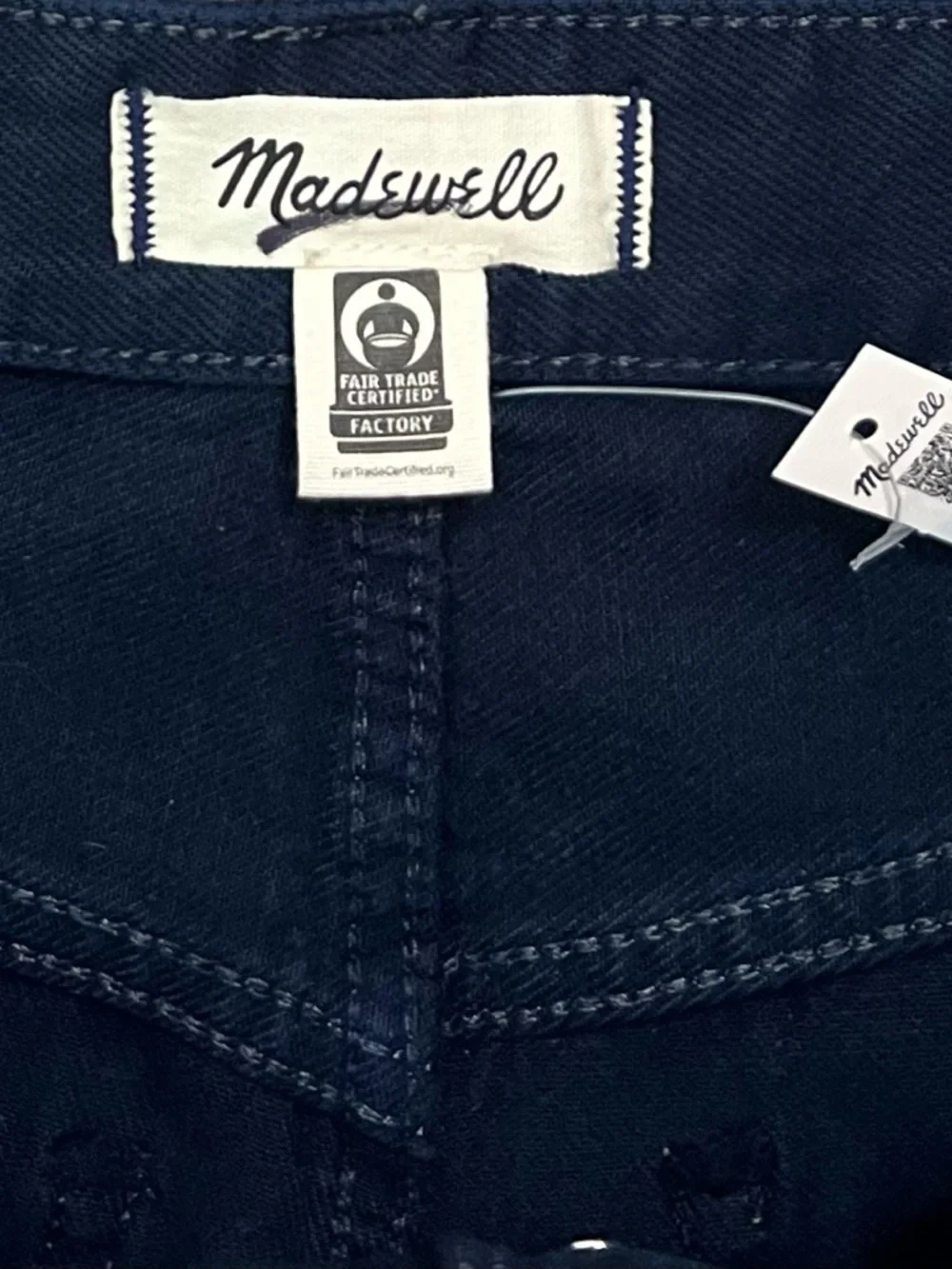 NWT Madewell The Darted Barrel-Leg Jean in Garment-Dyed Denim Juniper Berry - Picture 5 of 8